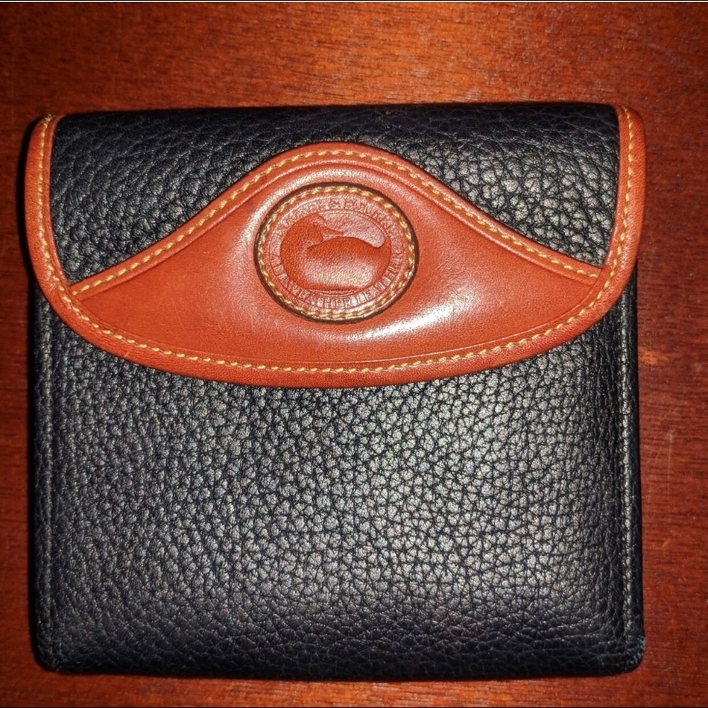 Vintage Dooney & Bourke Kiss Lock Wallet